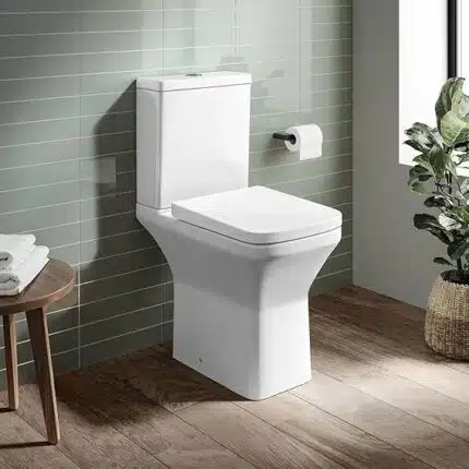 Square Comfort Height Close Coupled Toilet with Heavy Duty Soft Close Seat
